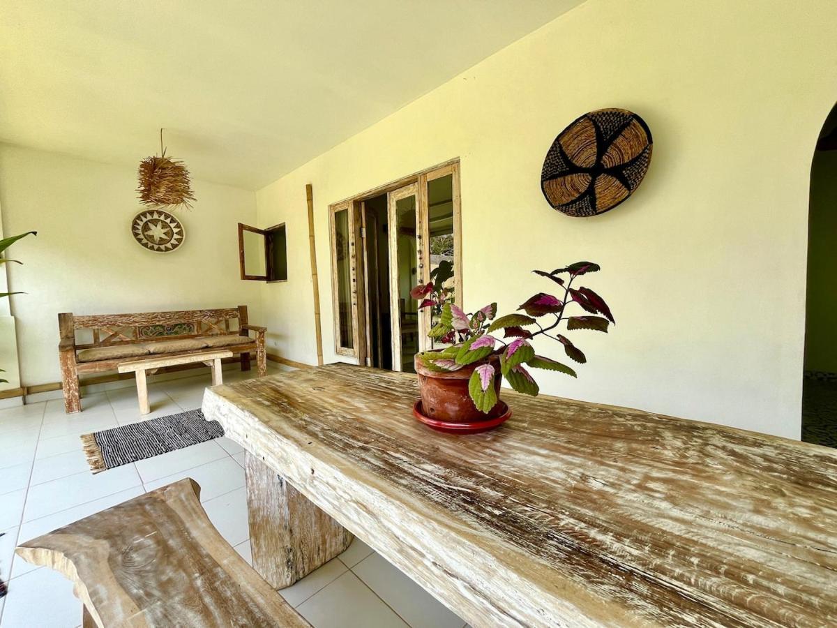 Pura Vida Vila Uluwatu Exterior foto